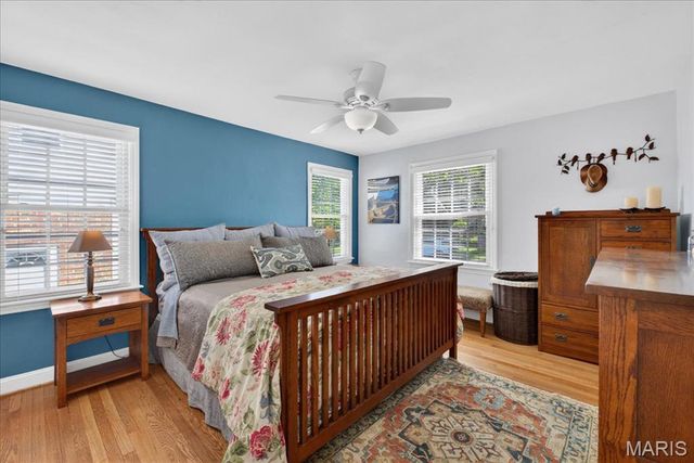 451 Julian Place, St Louis, MO 63122