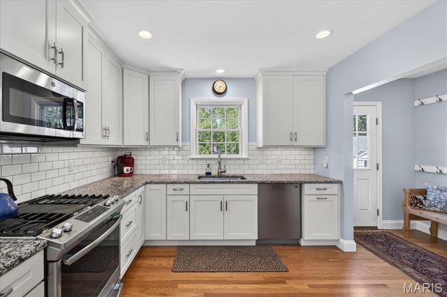 451 Julian Place, St Louis, MO 63122