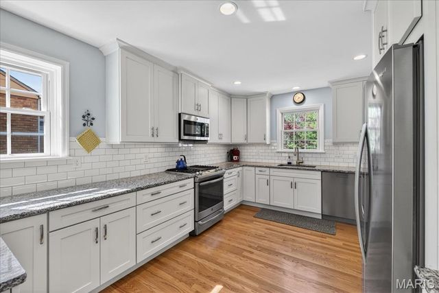 451 Julian Place, St Louis, MO 63122