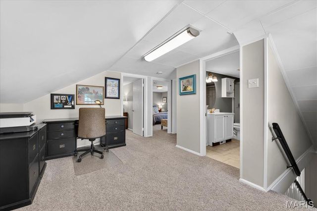 451 Julian Place, St Louis, MO 63122