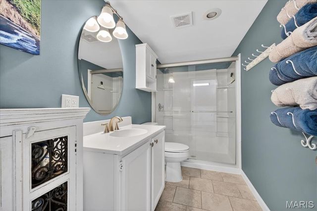 451 Julian Place, St Louis, MO 63122