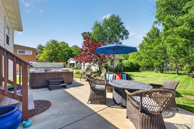 451 Julian Place, St Louis, MO 63122