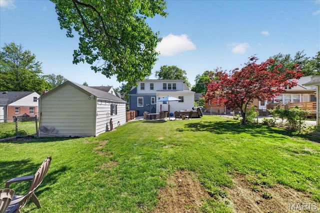 451 Julian Place, St Louis, MO 63122