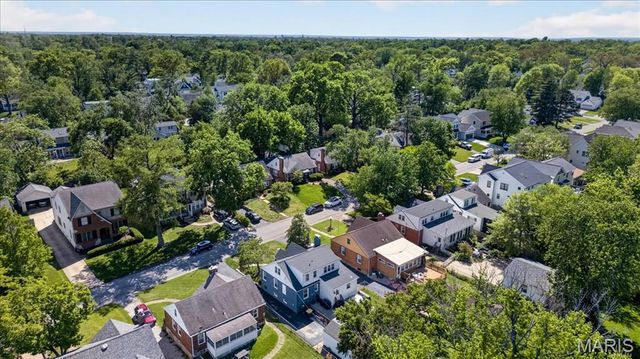 451 Julian Place, St Louis, MO 63122