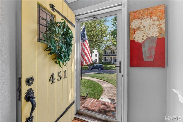 451 Julian Place, St Louis, MO 63122