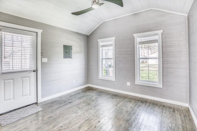 210 W Bell Street, Fayetteville, TX 78940