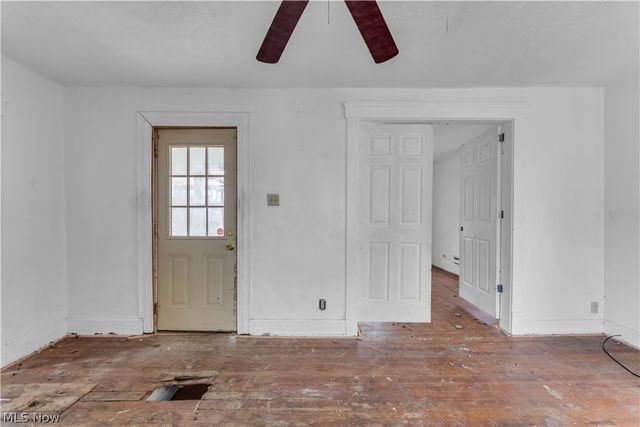 345 12th Street, Elyria, OH 44035