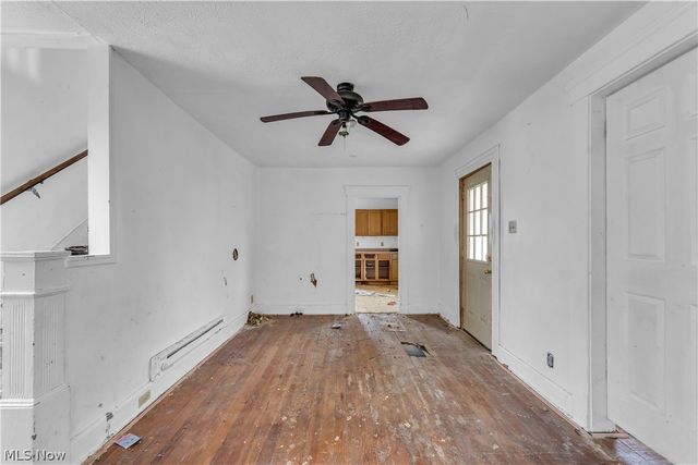 345 12th Street, Elyria, OH 44035