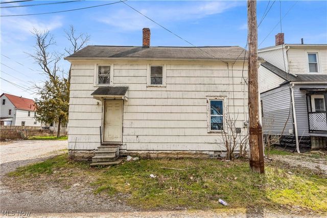 345 12th Street, Elyria, OH 44035