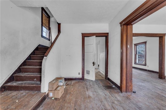 345 12th Street, Elyria, OH 44035