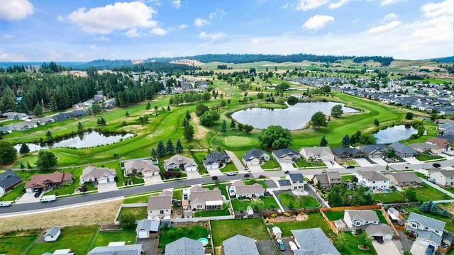 9726 W January Dr, Cheney, WA 99004