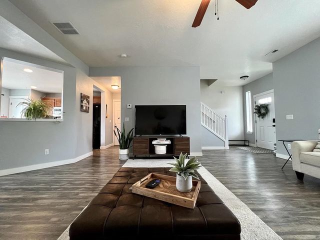 9726 W January Dr, Cheney, WA 99004