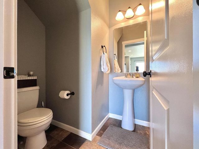 9726 W January Dr, Cheney, WA 99004