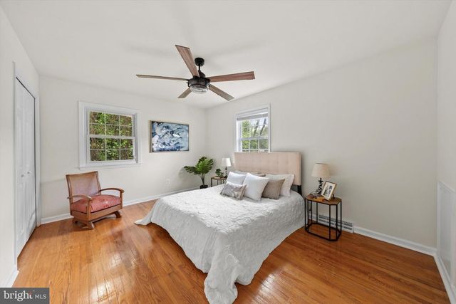 318 LAWYERS RD NW, Vienna, VA 22180