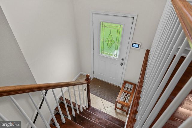 318 LAWYERS RD NW, Vienna, VA 22180