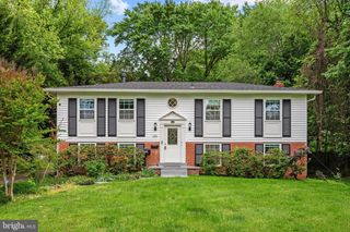 318 LAWYERS RD NW, Vienna, VA 22180