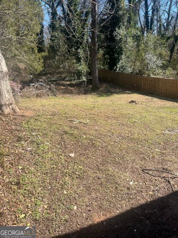 1262 Lorenzo Drive SW, Atlanta, GA 30310