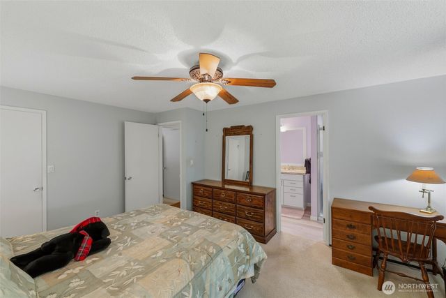 6935 Timberlake Drive SE, Lacey, WA 98503