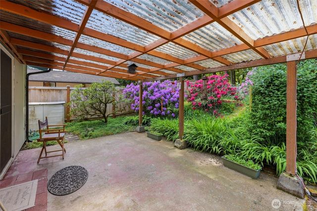 6935 Timberlake Drive SE, Lacey, WA 98503