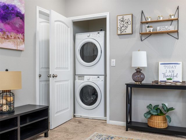 1001 Zodiac LN 28, Round Rock, TX 78665