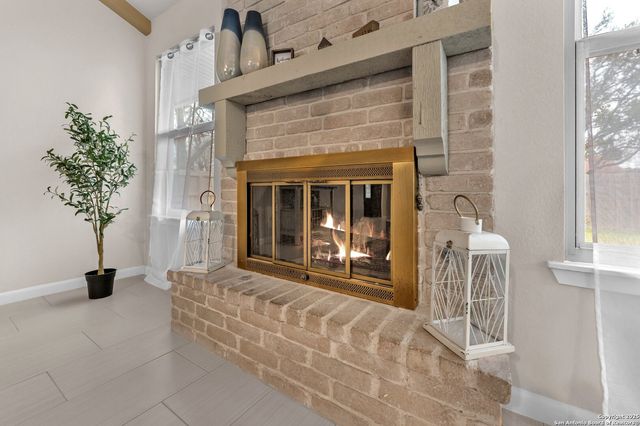 8223 Joe Dimaggio Dr, San Antonio, TX 78240