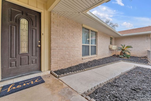 8223 Joe Dimaggio Dr, San Antonio, TX 78240