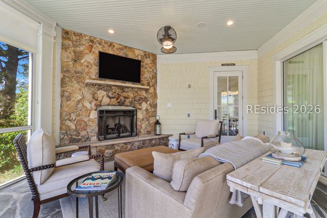 321 Bamberg Dr, Bluffton, SC 29910