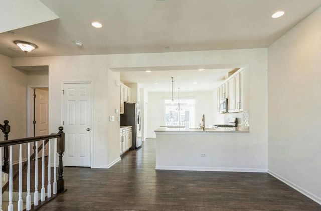4443 Monroe Court, Naperville, IL 60564