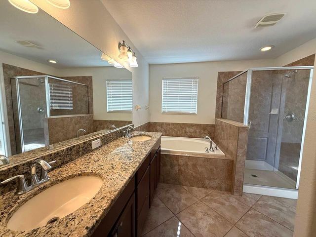 20023 DATE PALM WAY, Tampa, FL 33647