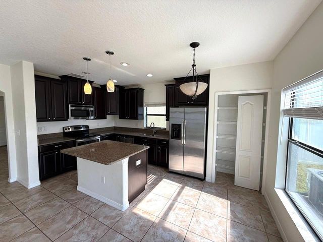 20023 DATE PALM WAY, Tampa, FL 33647