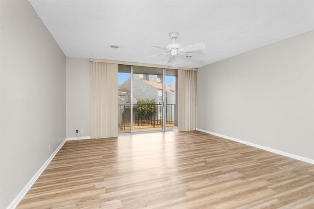 12500 Melville Drive D-234, Montgomery, TX 77356