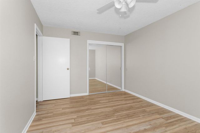 12500 Melville Drive D-234, Montgomery, TX 77356