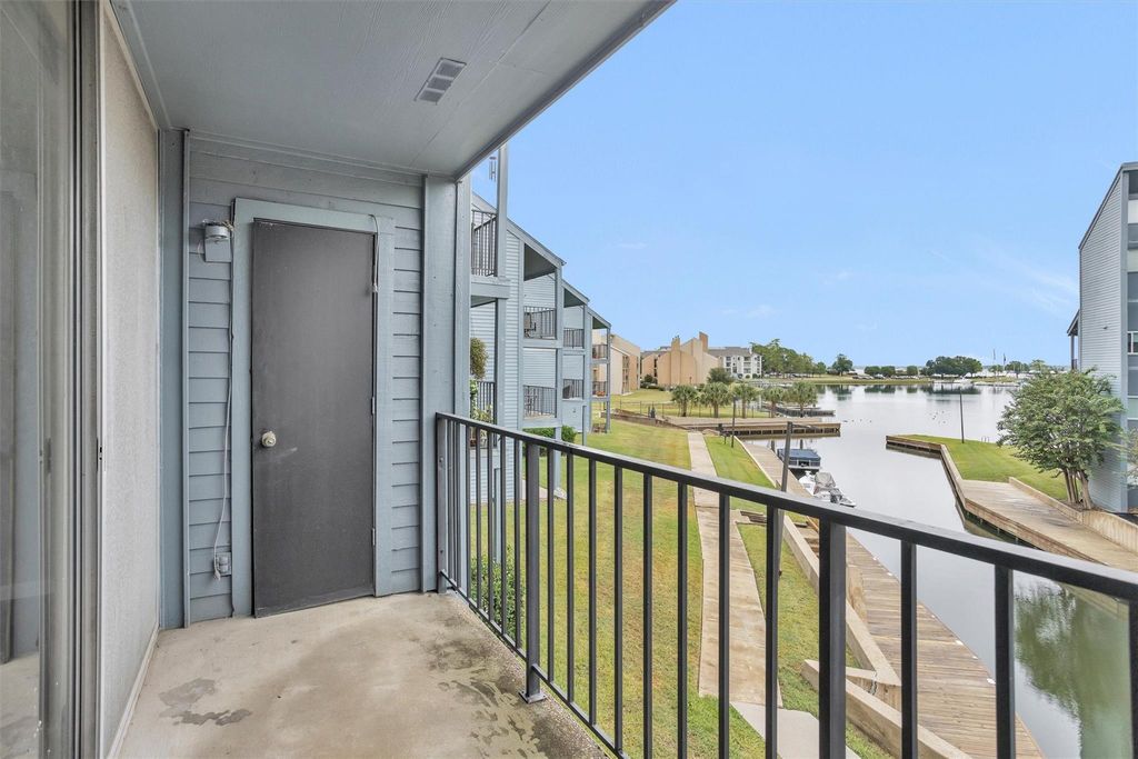 12500 Melville Drive D-234, Montgomery, TX 77356