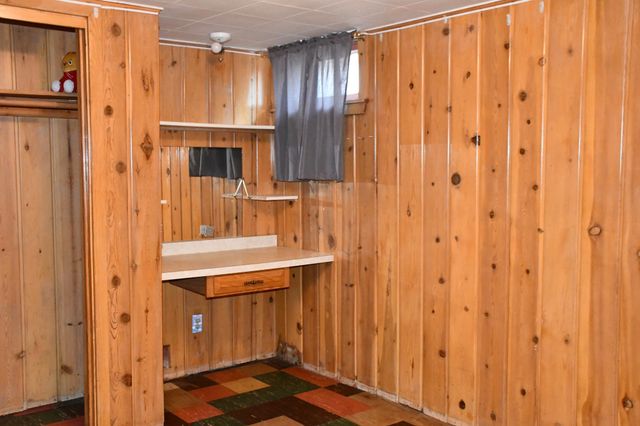 308 Maple Avenue S, Thief River Falls, MN 56701