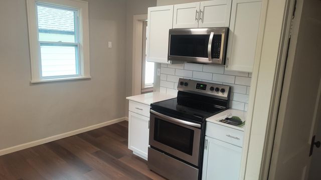 1264 Bush Avenue, Saint Paul, MN 55106