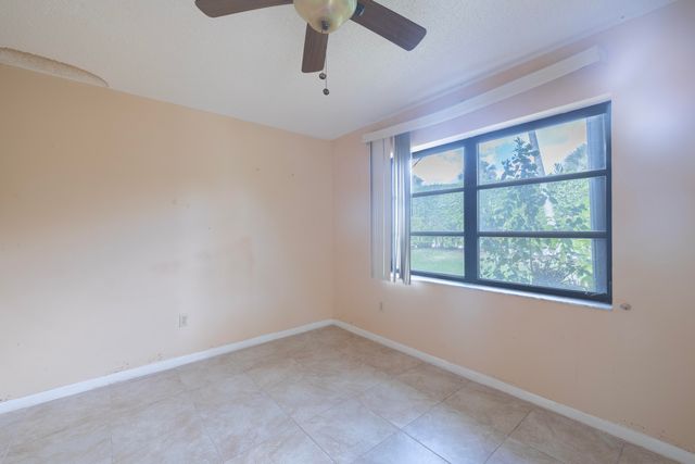 6149 Olivewood Circle, Greenacres, FL 33463