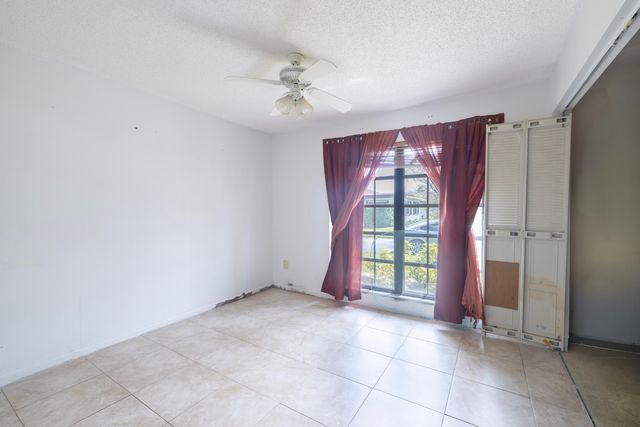 6149 Olivewood Circle, Greenacres, FL 33463