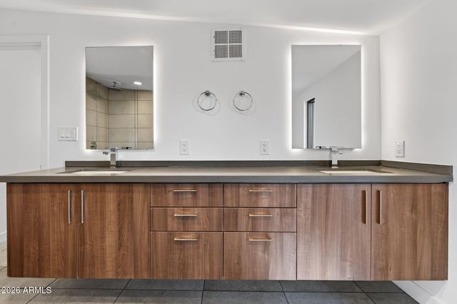 1405 E Campus Drive --, Tempe, AZ 85282