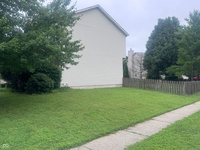 13157 Dunwoody Lane, Carmel, IN 46033