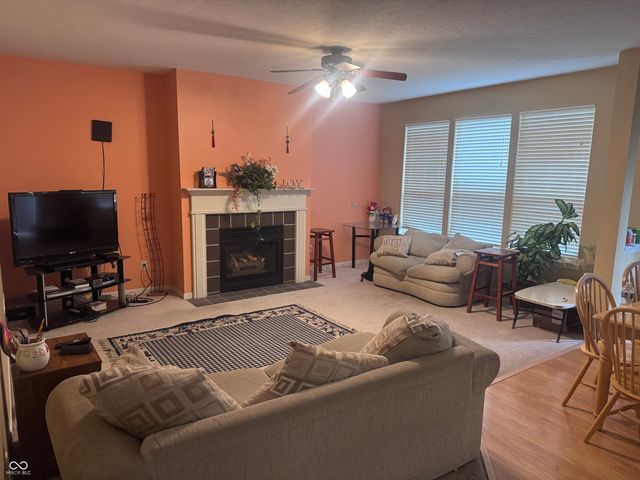 13157 Dunwoody Lane, Carmel, IN 46033