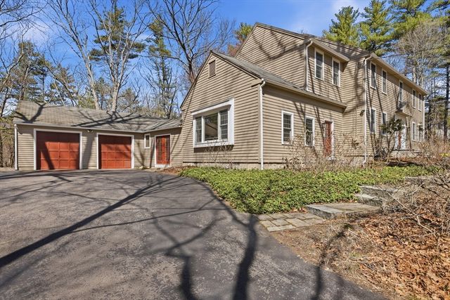 15 Long Ridge Rd, Acton, MA 01720