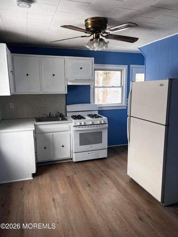 1033 Atlantic City Boulevard, Bayville, NJ 08721