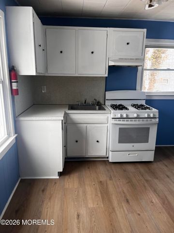 1033 Atlantic City Boulevard, Bayville, NJ 08721