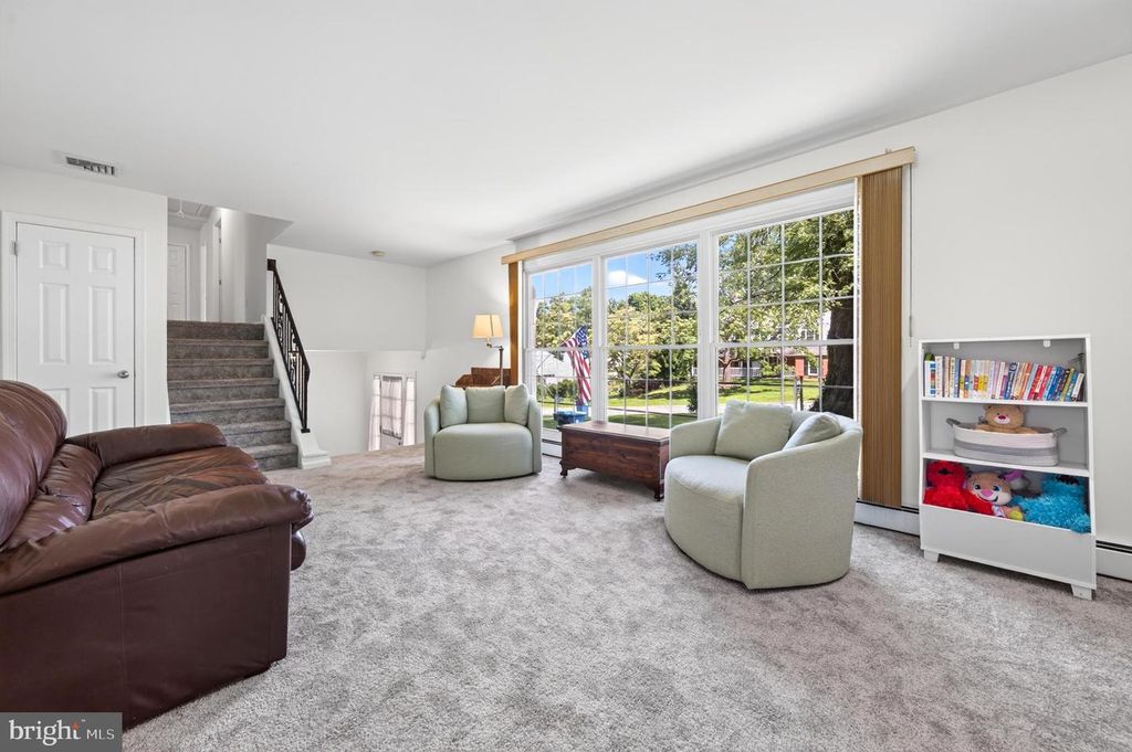 834 EASTER DR, WEST CHESTER, PA 19382 — photo 5