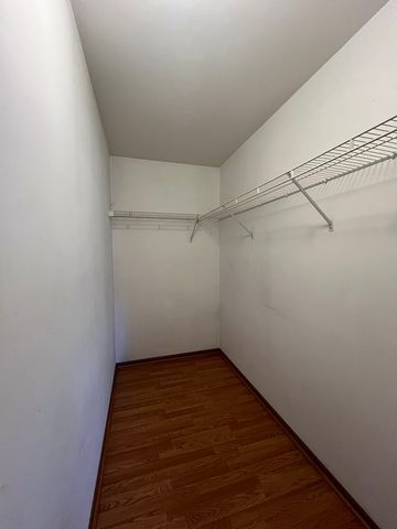 1524 W Sand Bar Court 2C, Round Lake, IL 60073