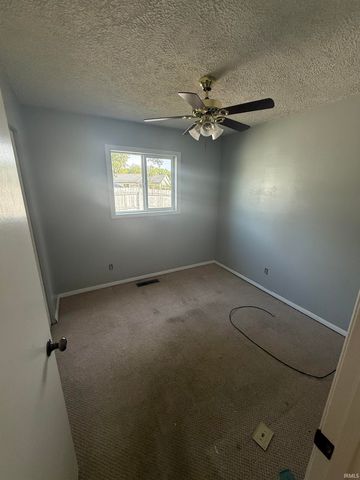 907 WINGRA Court, Kokomo, IN 46902