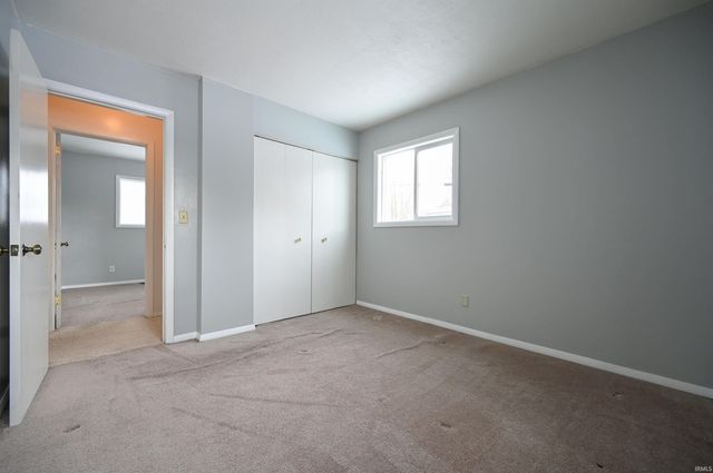 907 WINGRA Court, Kokomo, IN 46902