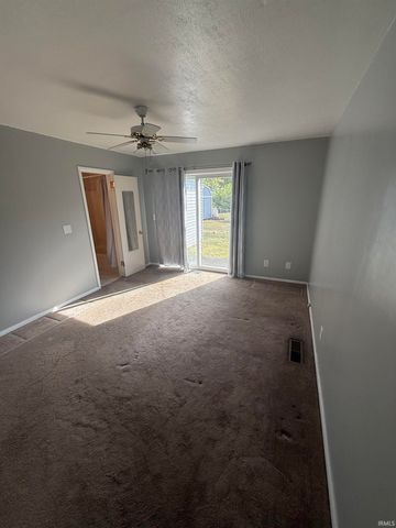 907 WINGRA Court, Kokomo, IN 46902