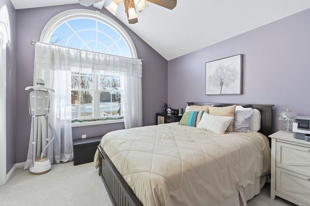 237 Broadmore Circle, Angola, IN 46703