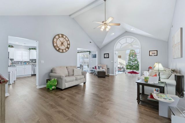 237 Broadmore Circle, Angola, IN 46703